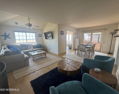 115 Boardwalk - Photo Thumbnail 18