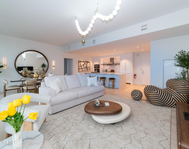 1101 N Ocean Avenue N - Photo Thumbnail 6
