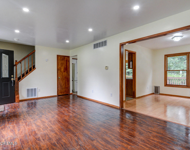 195 Edgemere Court - Photo Thumbnail 3