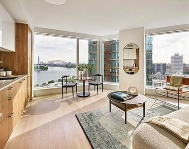 LUXURY WATERFRONT LIVING IN ASTORIA - Photo Thumbnail 1