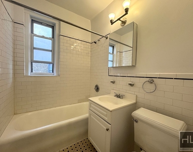 West 13 Street - Photo Thumbnail 6