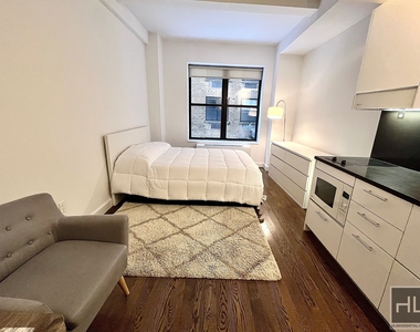 West 91st Street - Photo Thumbnail 1