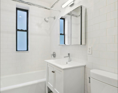 East 70 Street - Photo Thumbnail 6