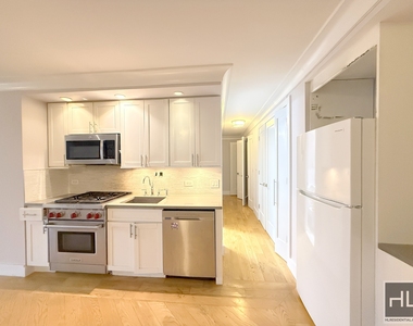 West 93rd Street - Photo Thumbnail 1
