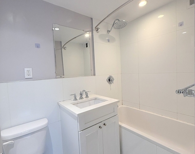West 93rd Street - Photo Thumbnail 3