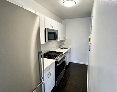 Beekman Place - Photo Thumbnail 3