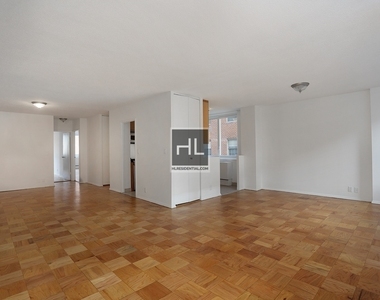 East 34 Street - Photo Thumbnail 1