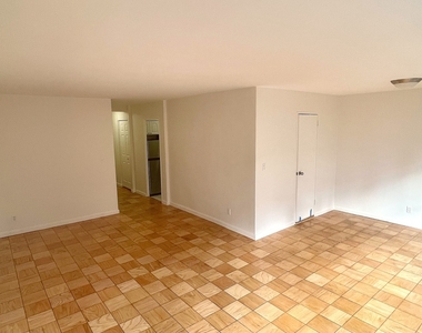 East 36 Street - Photo Thumbnail 2