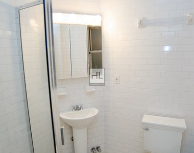 East 31 Street - Photo Thumbnail 7