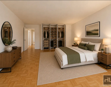 East 49 Street - Photo Thumbnail 3
