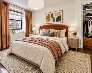 E 16 St - Photo Thumbnail 4