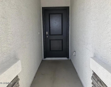 1913 W Pima Avenue - Photo Thumbnail 2
