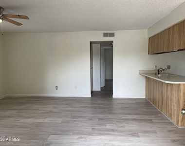 1023 N Granite Reef Road - Photo Thumbnail 1