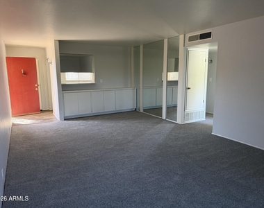 4630 N 68th Street - Photo Thumbnail 2