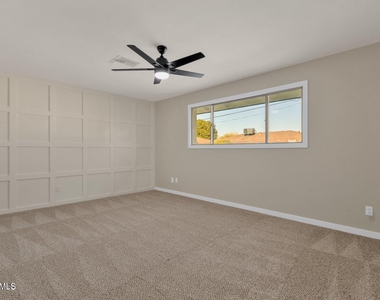 1134 E Loyola Drive - Photo Thumbnail 23