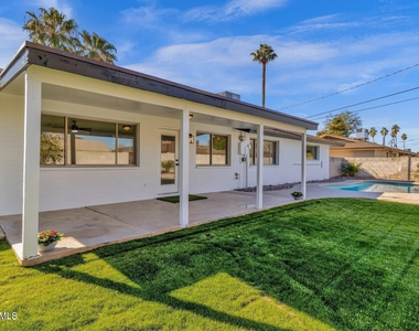 1134 E Loyola Drive - Photo Thumbnail 28