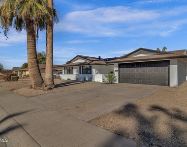 1134 E Loyola Drive - Photo Thumbnail 1
