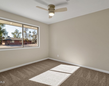 1134 E Loyola Drive - Photo Thumbnail 18