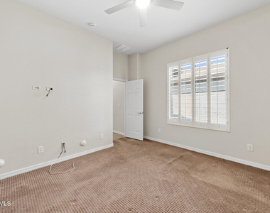 43308 N 49th Lane - Photo Thumbnail 21