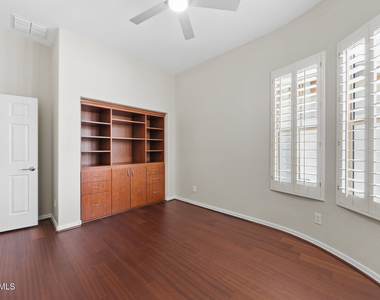 43308 N 49th Lane - Photo Thumbnail 16