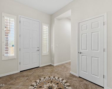43308 N 49th Lane - Photo Thumbnail 12