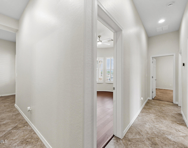 43308 N 49th Lane - Photo Thumbnail 13