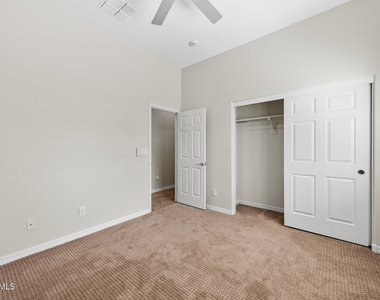 43308 N 49th Lane - Photo Thumbnail 18