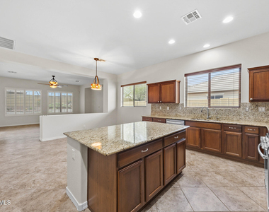 43308 N 49th Lane - Photo Thumbnail 31