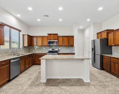 43308 N 49th Lane - Photo Thumbnail 3