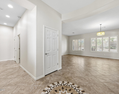 43308 N 49th Lane - Photo Thumbnail 11