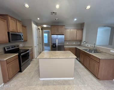 3651 W White Canyon Road - Photo Thumbnail 8