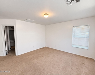 8014 W Brill Street - Photo Thumbnail 13