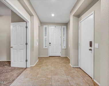 1167 N Cholla Street - Photo Thumbnail 4