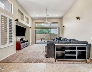 1167 N Cholla Street - Photo Thumbnail 11