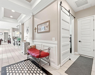 22406 N 101st Avenue - Photo Thumbnail 4