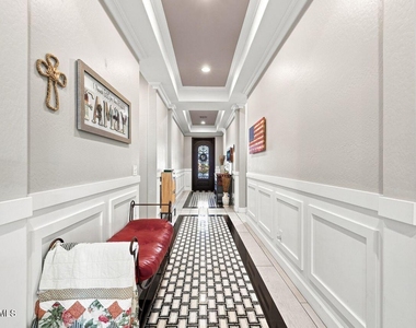 22406 N 101st Avenue - Photo Thumbnail 5