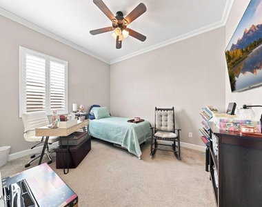 22406 N 101st Avenue - Photo Thumbnail 17