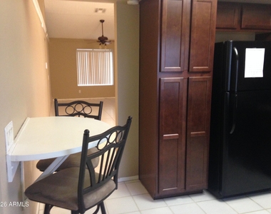 860 N Mcqueen Road - Photo Thumbnail 4