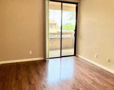 1125 E Broadway Road - Photo Thumbnail 22