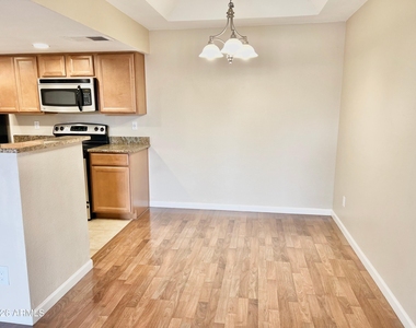 1125 E Broadway Road - Photo Thumbnail 9