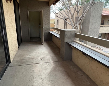 1125 E Broadway Road - Photo Thumbnail 28
