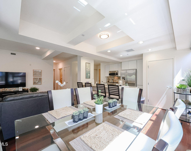 7121 E Rancho Vista Drive - Photo Thumbnail 29