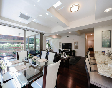 7121 E Rancho Vista Drive - Photo Thumbnail 38