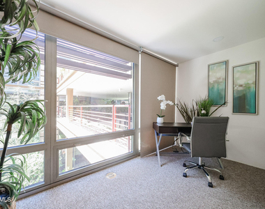 7121 E Rancho Vista Drive - Photo Thumbnail 6