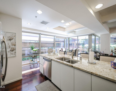7121 E Rancho Vista Drive - Photo Thumbnail 25