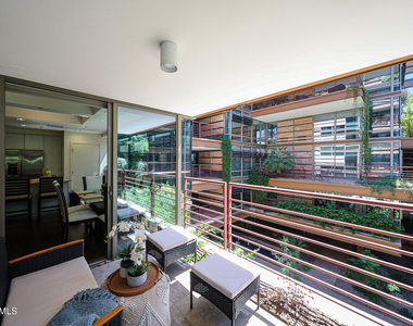 7121 E Rancho Vista Drive - Photo Thumbnail 32