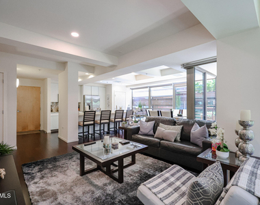 7121 E Rancho Vista Drive - Photo Thumbnail 40
