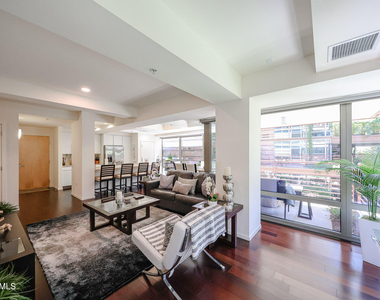 7121 E Rancho Vista Drive - Photo Thumbnail 43