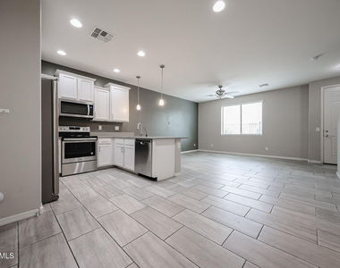 5225 E Enid Avenue - Photo Thumbnail 11
