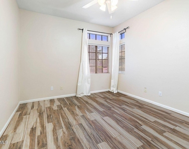 7421 S Kachina Drive - Photo Thumbnail 19